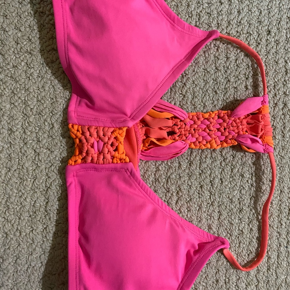 Bikini top